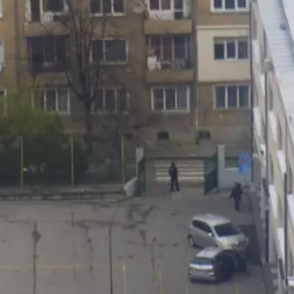 Сигнал за бомба е получен в 22 Средно училище Георги