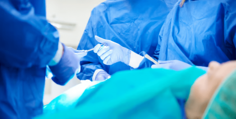 Бариатричната хирургия, включително процедури като стомашен байпас, се оказа ефективна