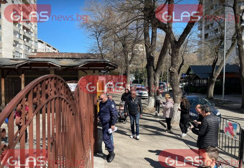Ученици разказаха за евакуацията след бомбената заплаха в Пловдив ВИДЕО
