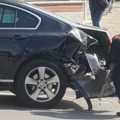 Тежък пътен инцидент е станал днес в София Блъснали са се
