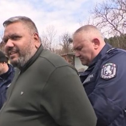 Арестуваха местен пастор в една от ромските махали в Перник