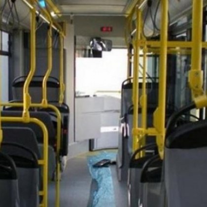  За недопустимо поведение в градския транспорт на София съобщават пътници