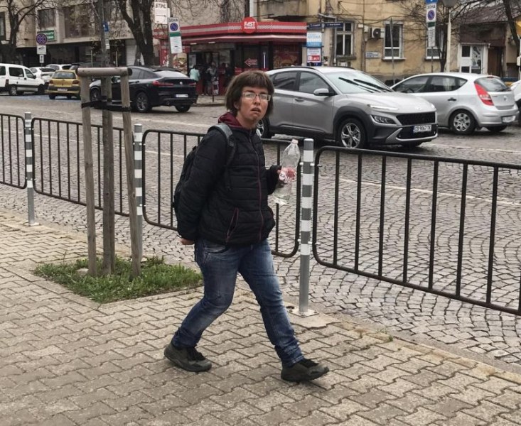 Жена е нападнала с шило софиянка на кръстовището на Пирогов