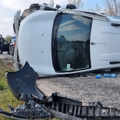 Бус катастрофира на пътя Пловдив Хасково в ранния следобед Инцидентът