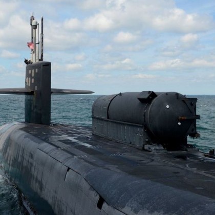 Американските военноморски сили съобщиха че ядрена подводница въоръжена с управляеми