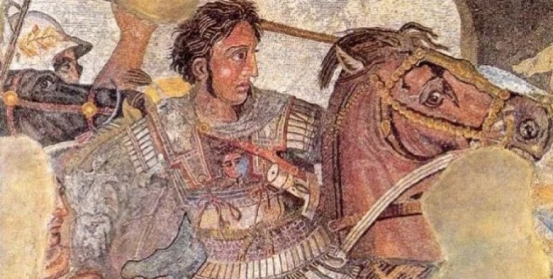 До 323 пр.н.е. един от най-великите генерали в историята, Александър Велики,