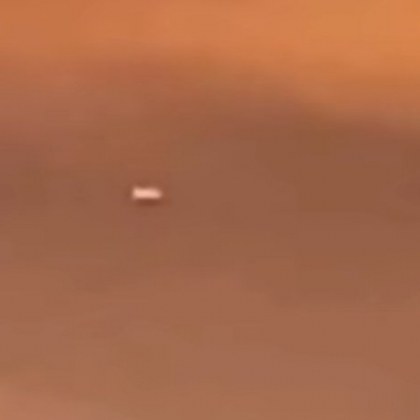 Пътник от полет на Southwest Airlines засне на видео НЛО
