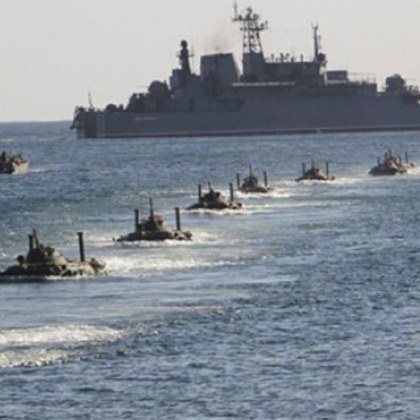 Тихоокеанският флот на Руската федерация е вдигнат по тревога в