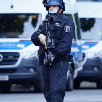 Тежки обвинения са отправени срещу полицията в Берлин Бранденбург 45 годишен мъж