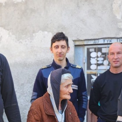 Спасители от Сектор Специализирани оперативни дейности Пловдив с грижа и отговорност