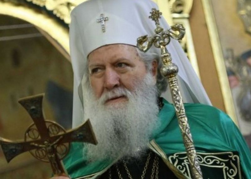 Патриарх Неофит ще отслужи празничното пасхално богослужение. По-рано се появи