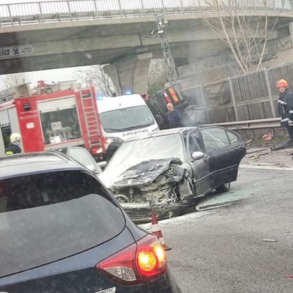 Пътен инцидент стана тази сутрин на автомагистрала Хемус Камион е