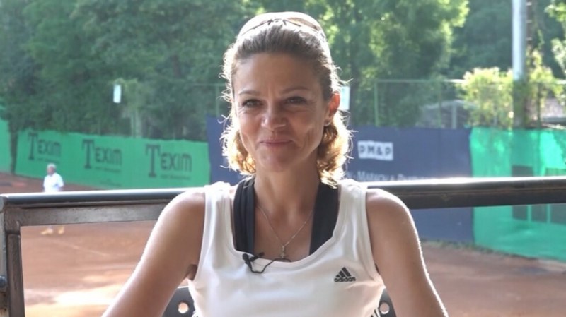 Тенисистката Елена Пампулова-Бергоми е починала на 50-годишна възраст, съобщиха от