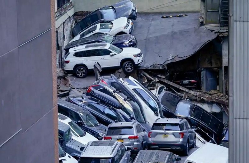 Срути се многоетажен паркинг, има загинал СНИМКИ