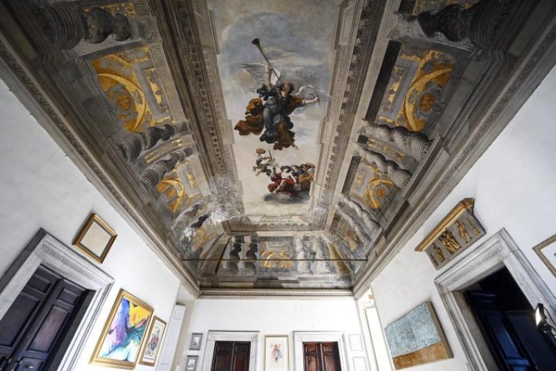Изгониха принцеса от италианска вила с уникална фреска на Караваджо