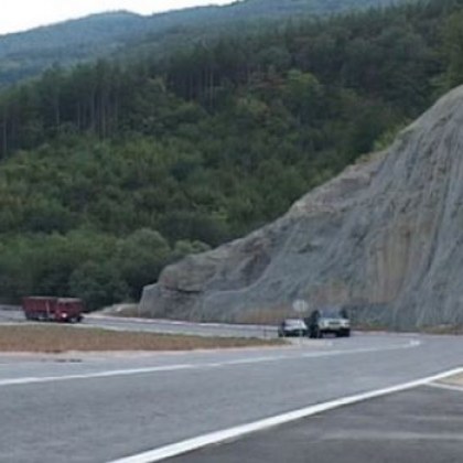 Румънски автобус с деца е катастрофирал малко преди полунощ на