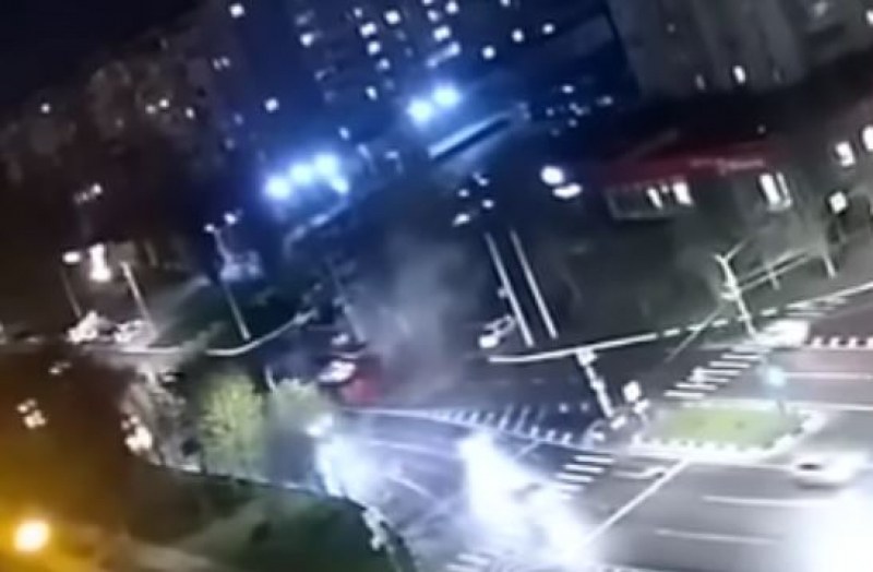 Видео показа момента, в който руски бомбардировач Су-34 изпусна снаряд