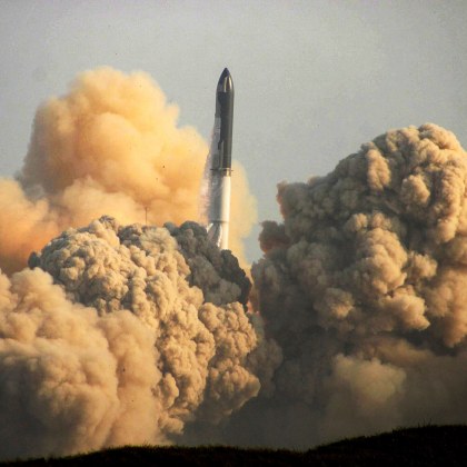 Американската компания SpaceX може да изстреля отново прототипа на космическия