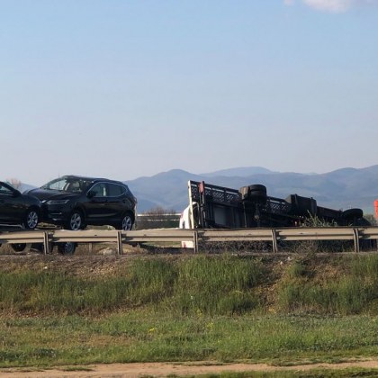 Тежък инцидент е станал на Ботевградско шосе в София За