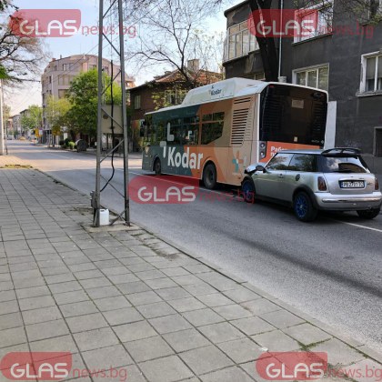 Катастрофа стана тази сутрин в Пловдив Блъснали са автобус от