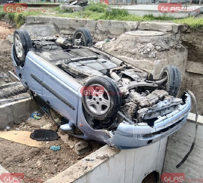 170 км/ч е развила колата, която падна в изкоп в Пловдив ВИДЕО