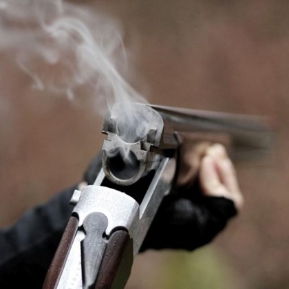 Стрелба с пневматична пушка срещу патрул от Пето РУ произвел