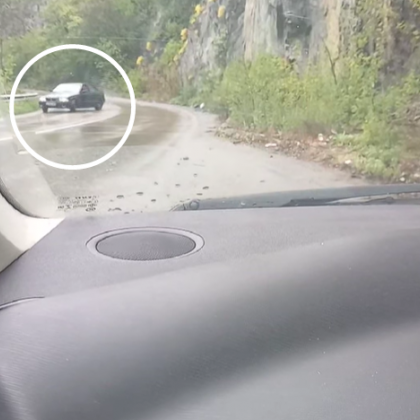 Шофьор на BMW застрашава живота на пътуващите по пътя Самоков София