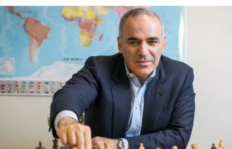 Атаката с дрон срещу Кремъл е послание от Украйна за парада на 9 май