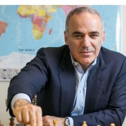 Бившият световен шампион по шах Гари Каспаров заяви че според