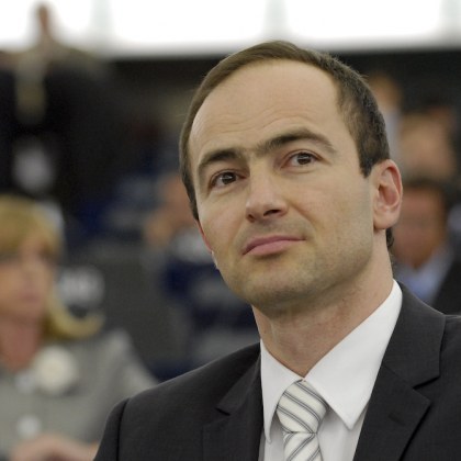 Eвродепутатът Андрей Ковачев не беше допуснат да влезе в Северна