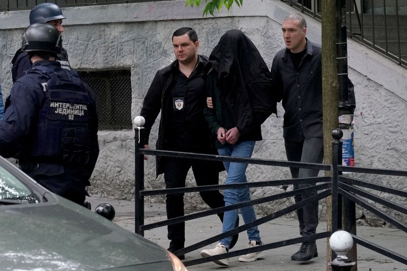Обвиниха бащата на момчето, убило девет деца в Белград