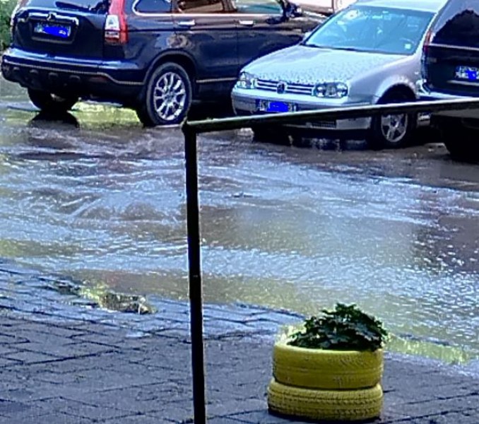 ВиК аварии са станали тази сутрин в Пловдив, а граждани