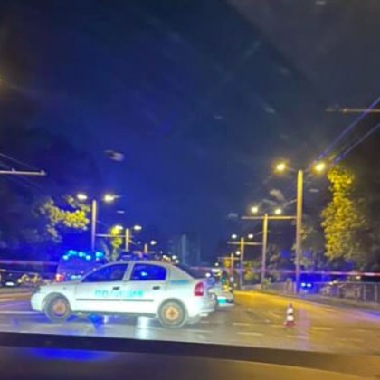 Кадри от камери запечатали момента на тежката катастрофа в София