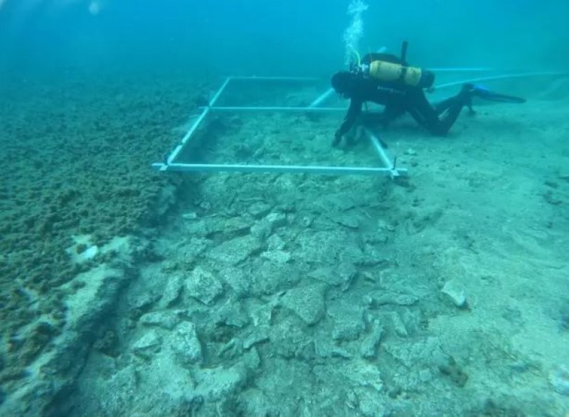Археолози откриха праисторическа магистрала на дъното на Адриатическо море край