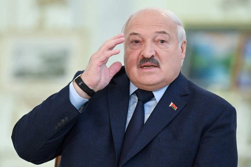 Лукашенко потвърди, че четири самолета са били свалени над Русия