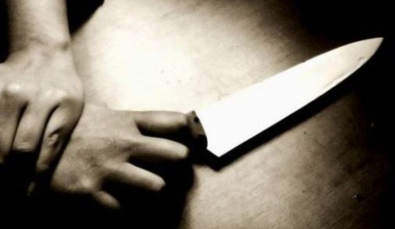 Мъж намушка с нож пастрока си във Видин, съобщиха от