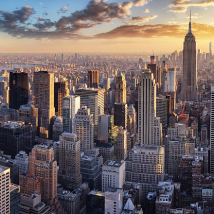 Ню Йорк потъва а небостъргачите му го смазват Това е