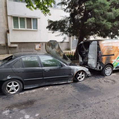 Два леки автомобила са горели тази нощ в София Инцидентът