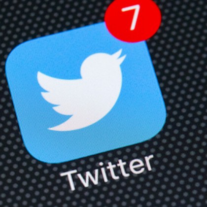 Instagram готви пускането на собствено текстово приложение което ще конкурира Twitter Сега