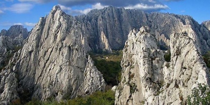 Мъж и жена се изгубиха в планината, намесиха се спасители
