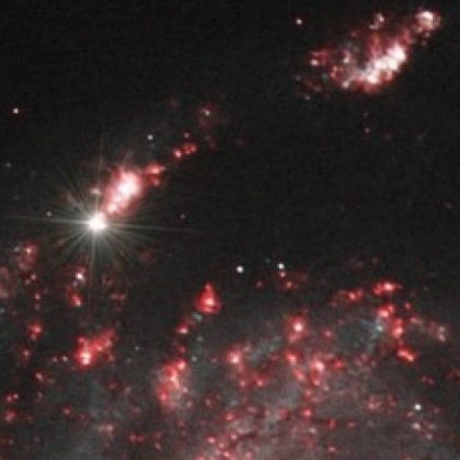 Гигантска звезда избухна в масивна космическа експлозия известна като експлозия