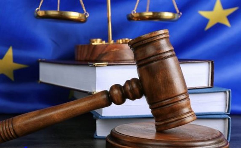 Мъж преби и души 15-годишната си партньорка, осъдиха България в ЕСПЧ