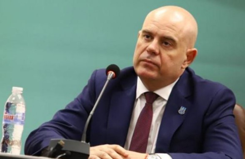 Второ предложение за освобождаване на главния прокурор