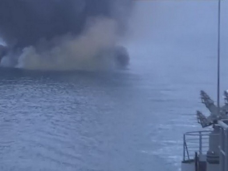 Появи се ВИДЕО от украинската атака на руски военен кораб в Черно море