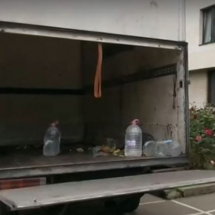 Спряха камион с мигранти край Горна Оряховица Задържан е освен