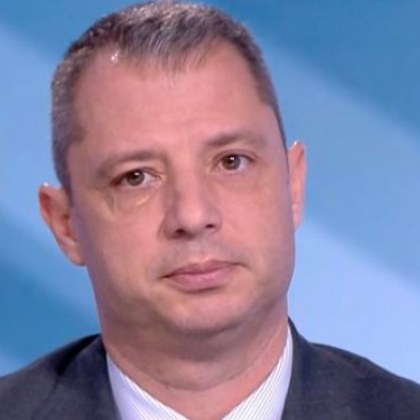 Депутатът от ГЕРБ Делян Добрев очерта два варианта за изход
