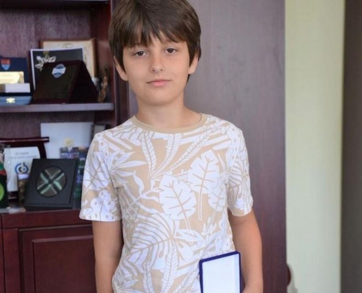 9-годишно българче с максимален резултат на теста за интелигентност на „Менса