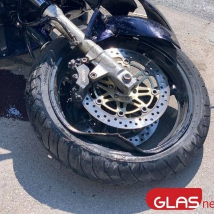 Мотоциклет катастрофира на пътя между с Градево и град Разлог Инцидентът