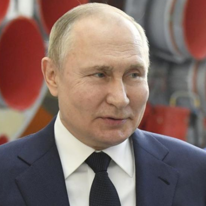 Радиообръщението на президента Владимир Путин което бе чуто на 5