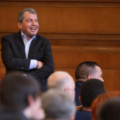 Председателят на Народното събрание Росен Желязков наложи забележка на председателя
